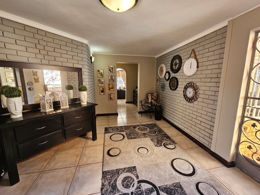 4 Bedroom Property for Sale in Jan Cillierspark Free State